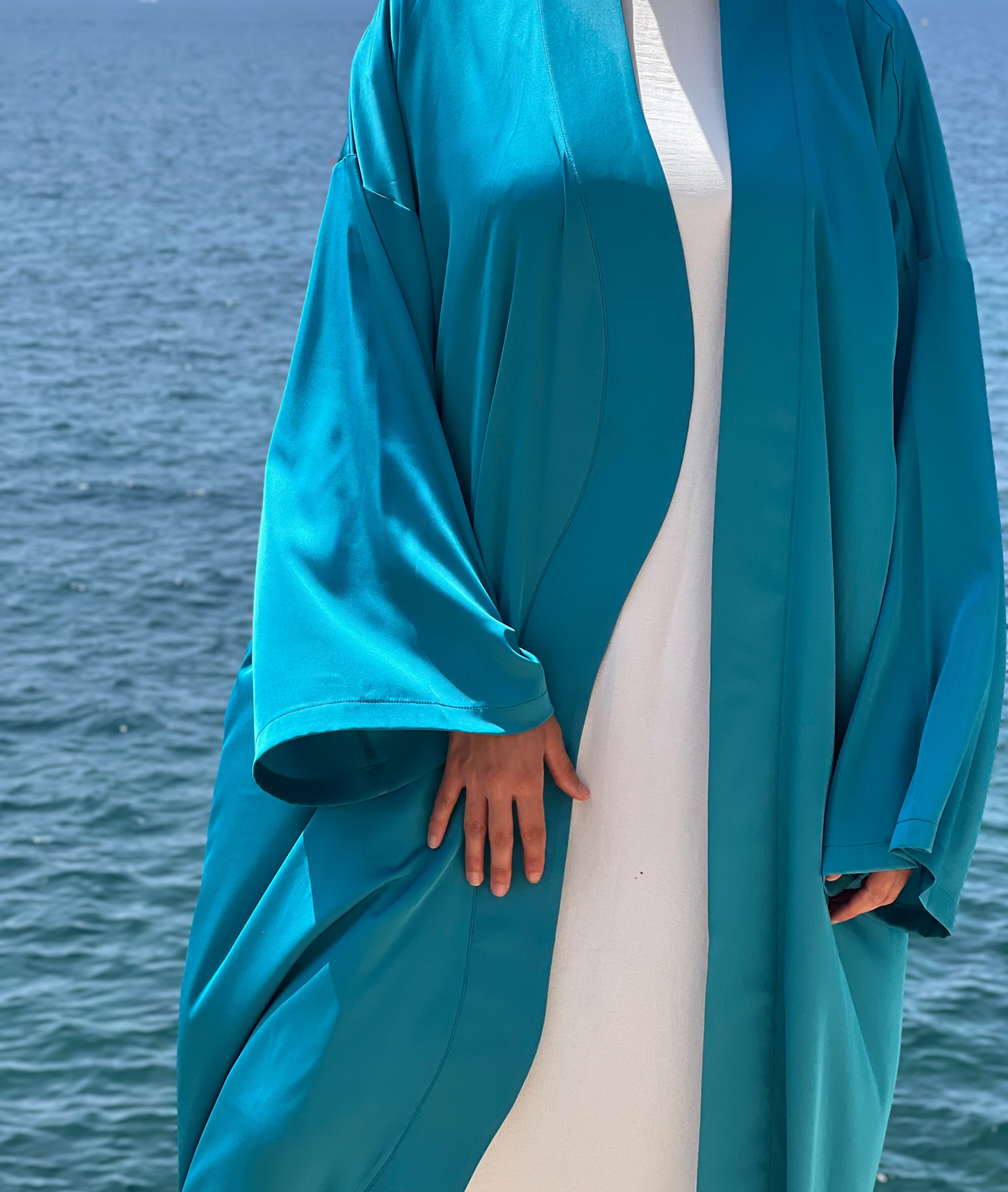 KIMONO BLEU SATIN DE SOIE